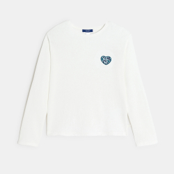 تيشيرت بأكمام طويلة للفتيات، أبيض اللون، عليه صورة قلوب